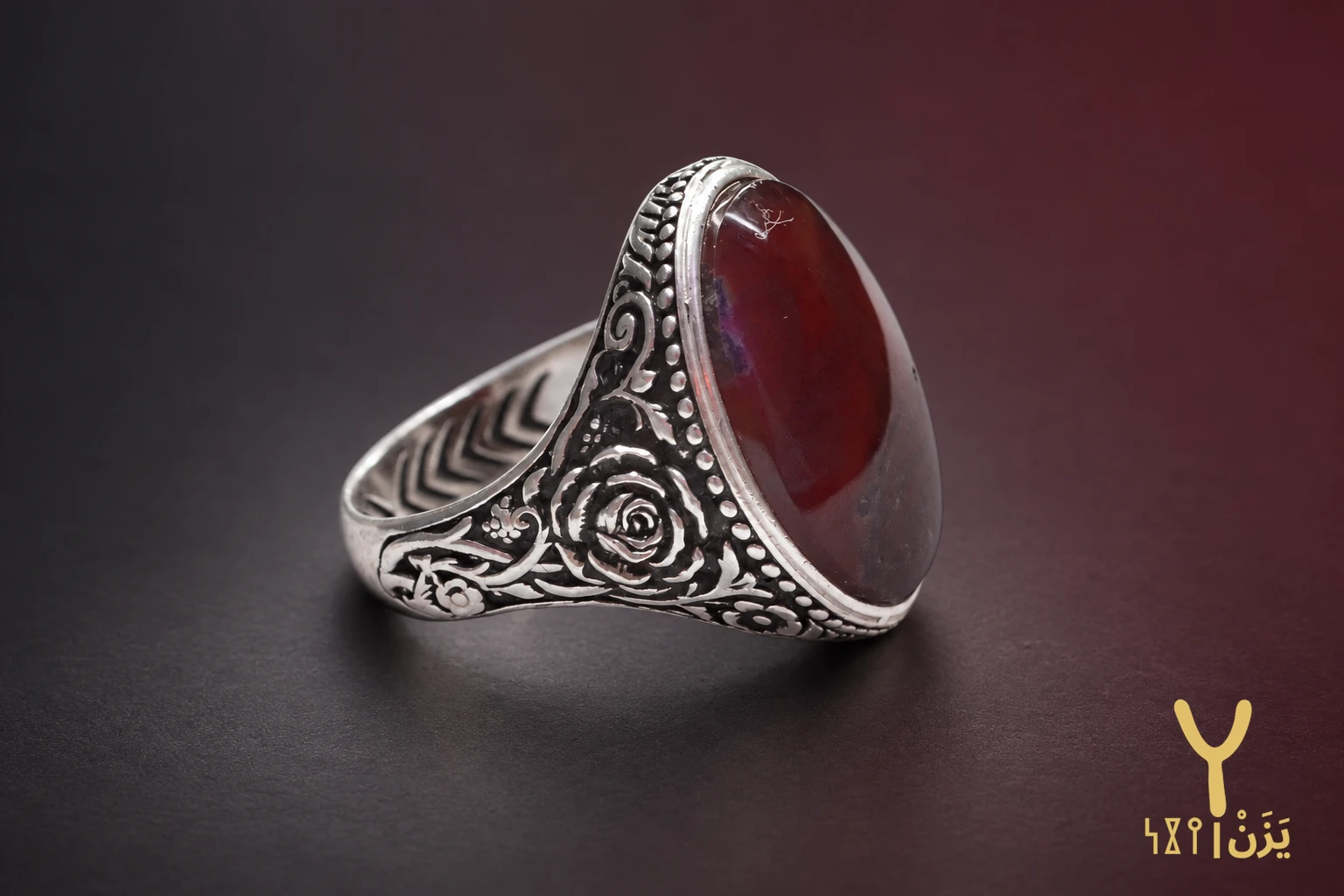 Rose Dusk Musawwar Agate Ring Rose Dusk Musawwar Agate Ring, sterling silver and Yemeni agate, view 2