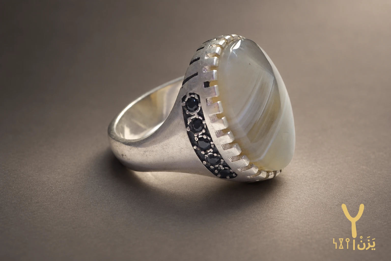 White Rampart Banded Agate Ring White Rampart Banded Agate Ring, sterling silver and Yemeni agate, view 1
