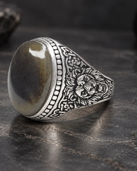 Lion Guard Smoky Agate Ring, sterling silver and Yemeni agate, view 1