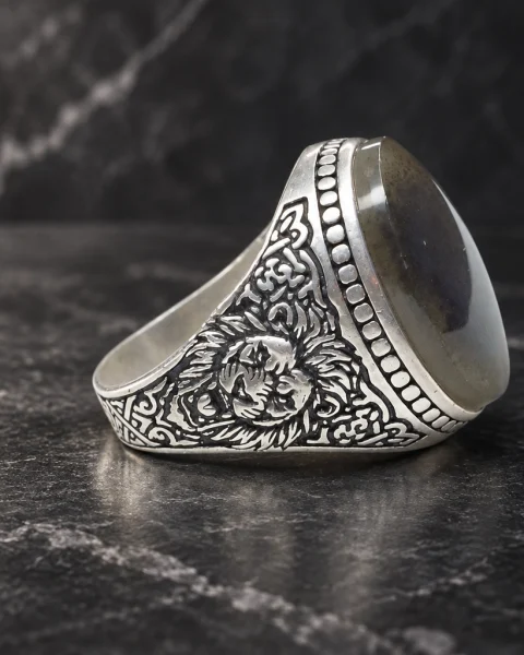 Lion Guard Smoky Agate Ring, sterling silver and Yemeni agate, view 2