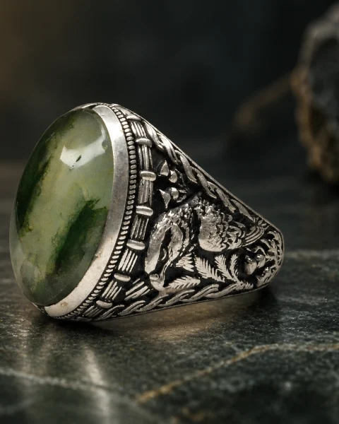 Verdant Moss Yemeni Agate Ring, sterling silver and Yemeni agate, view 1