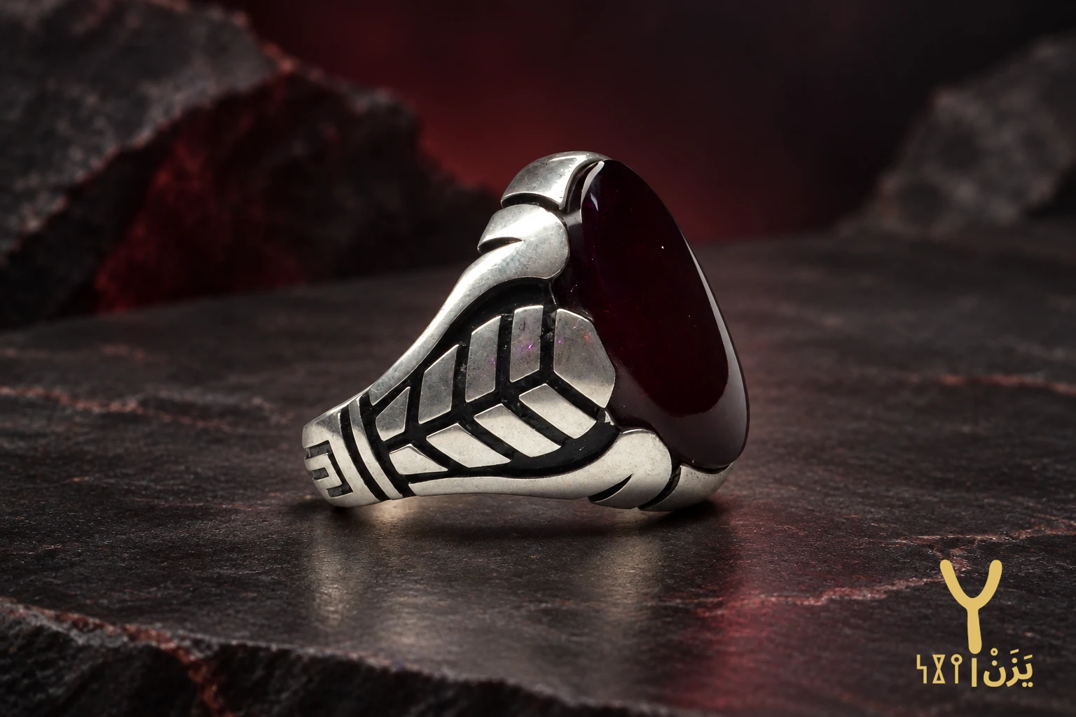 Veined Leaf Burgundy Yemeni Agate Ring Veined Leaf Burgundy Yemeni Agate Ring, sterling silver and Yemeni agate, view 2