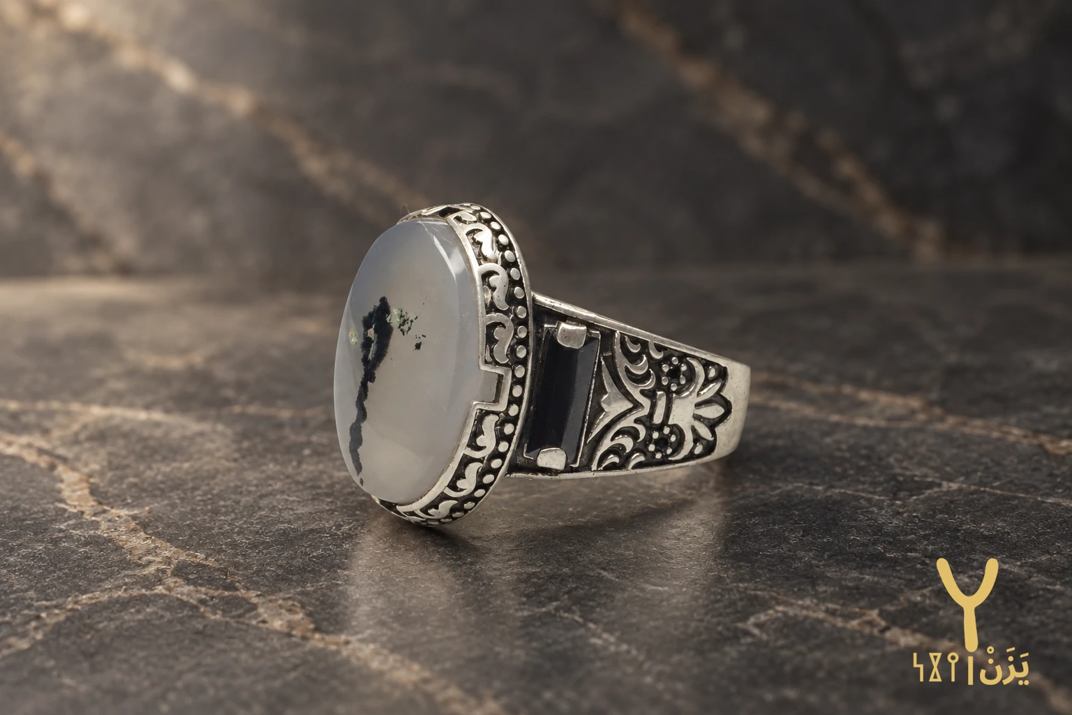 Ink Branch Musawwar Yemeni Agate Ring Ink Branch Musawwar Yemeni Agate Ring, sterling silver and Yemeni agate, view 2