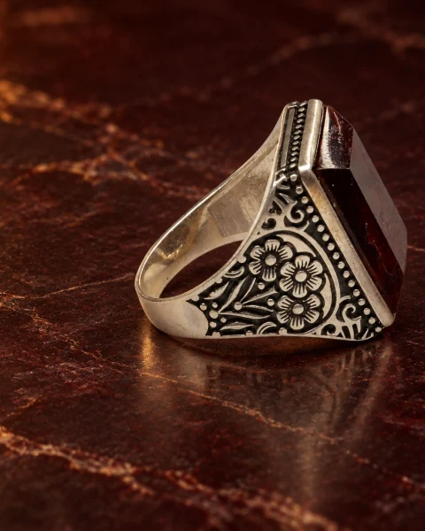 Rosette Tablet Kabdi Yemeni Agate Ring, sterling silver and Yemeni agate, view 2