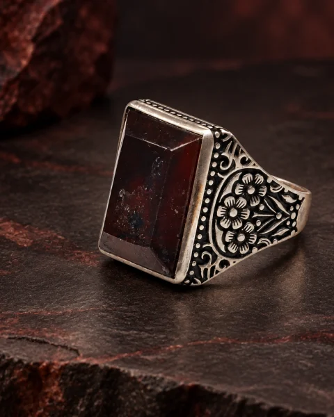 Rosette Tablet Kabdi Yemeni Agate Ring, sterling silver and Yemeni agate, view 1
