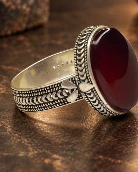 Scalework Band Red Yemeni Agate Ring, sterling silver and Yemeni agate, view 2