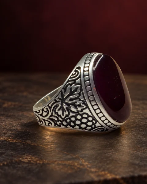 Grapevine Rummani Yemeni Agate Ring, sterling silver and Yemeni agate, view 2