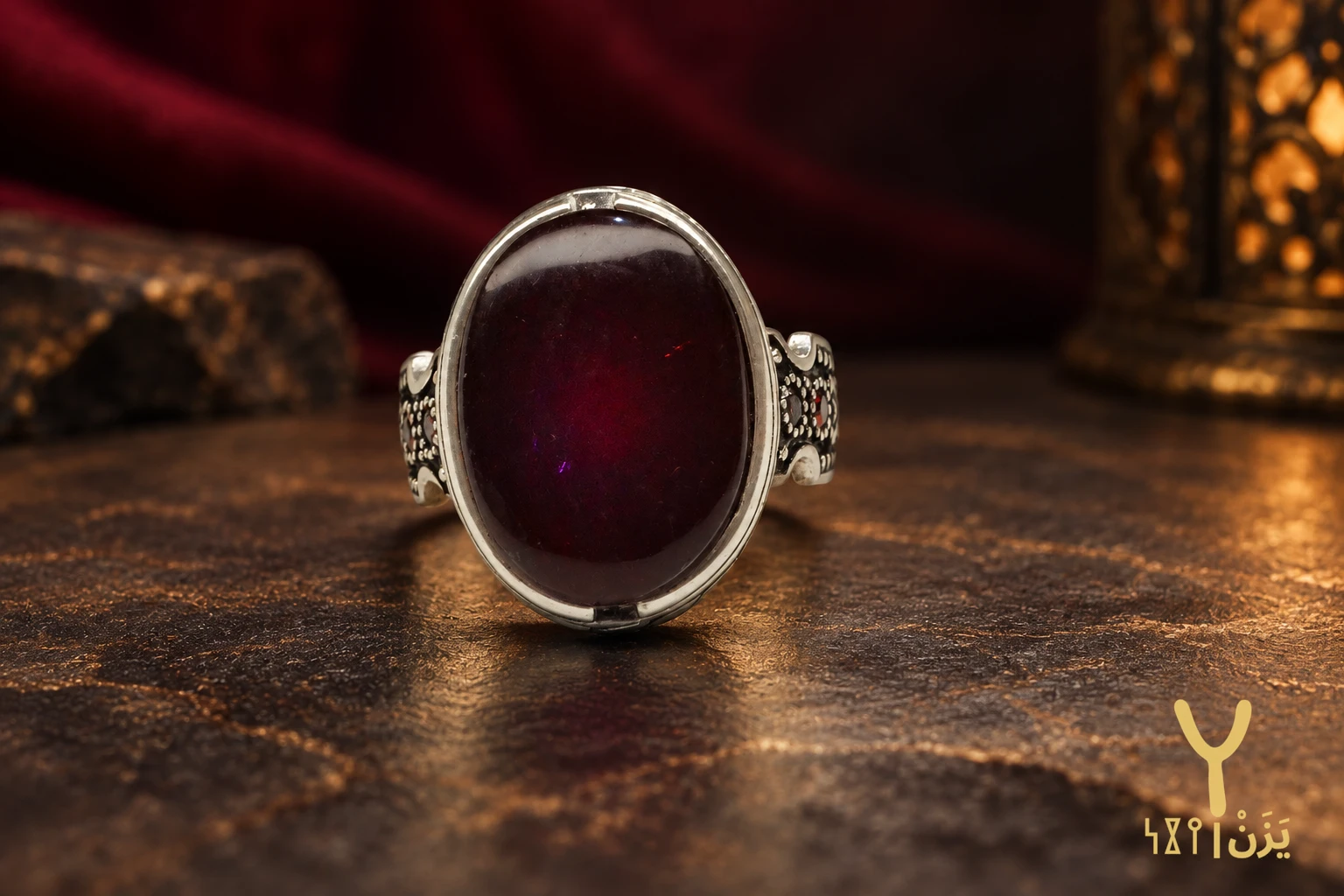 Twin Ember Red Yemeni Agate Ring Twin Ember Red Yemeni Agate Ring, sterling silver and Yemeni agate, view 2