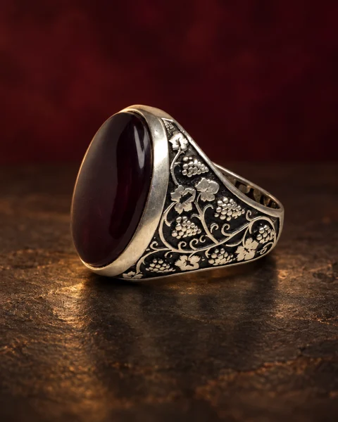 Grapevine Wine-Red Agate Ring, sterling silver and Yemeni agate, view 1
