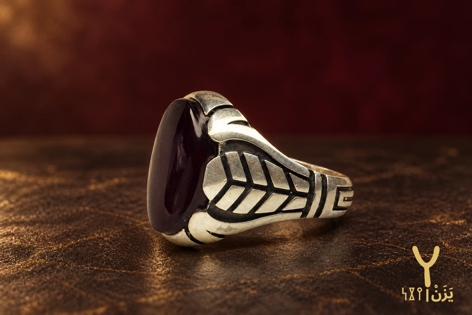 Chevron Leaf Yemeni Agate Ring Chevron Leaf Yemeni Agate Ring, sterling silver and Yemeni agate, view 1