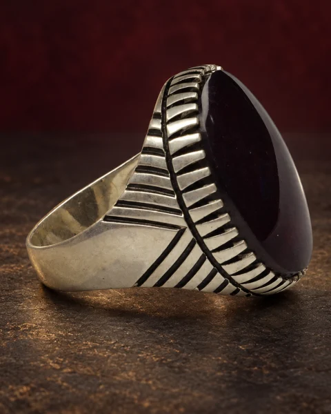 Chevron Rays Red Yemeni Agate Ring, sterling silver and Yemeni agate, view 2