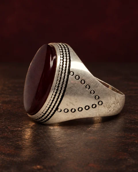 Quiet Dotwork Red Yemeni Agate Ring, sterling silver and Yemeni agate, view 4