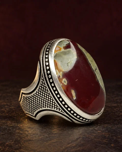 Crosshatch Garnet Field Agate Ring, sterling silver and Yemeni agate, view 1