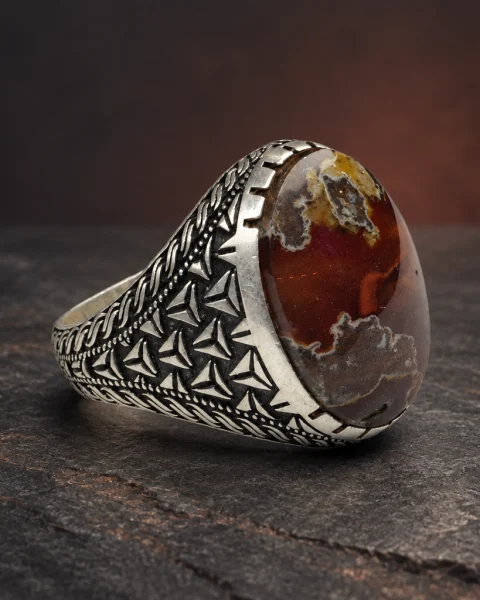 Trefoil Braid Red Picture Agate Ring, sterling silver and Yemeni agate, view 1