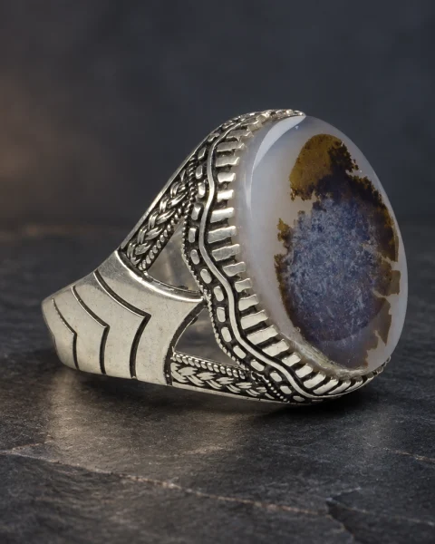 Blue Cloud Musawwar Yemeni Agate Ring, sterling silver and Yemeni agate, view 1