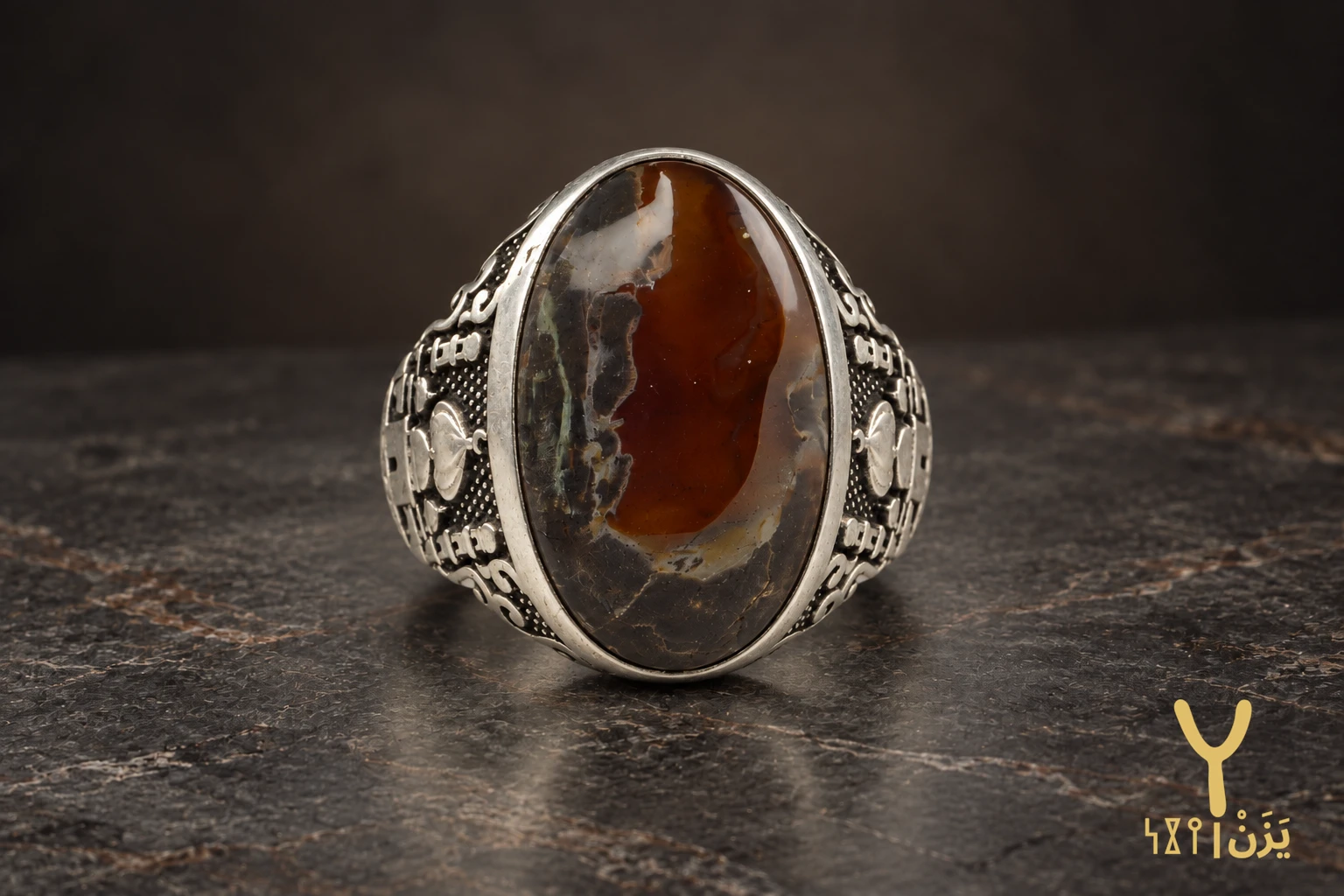 Mosque Dome Musawwar Agate Ring Mosque Dome Musawwar Agate Ring, sterling silver and Yemeni agate, view 2