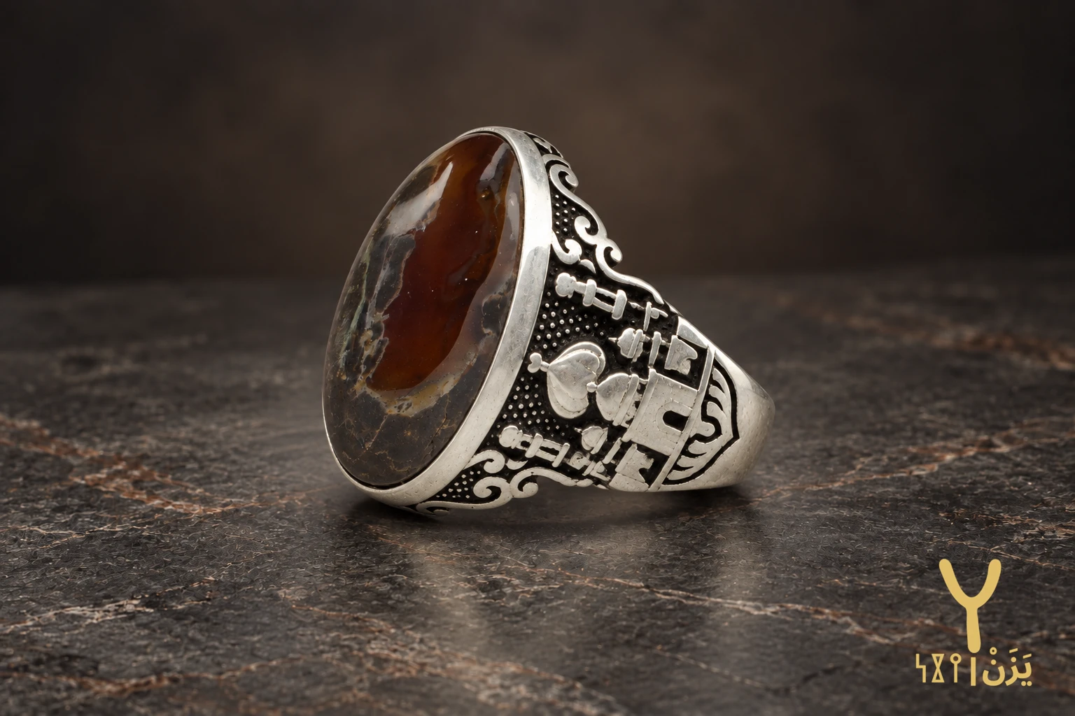 Mosque Dome Musawwar Agate Ring Mosque Dome Musawwar Agate Ring, sterling silver and Yemeni agate, view 3