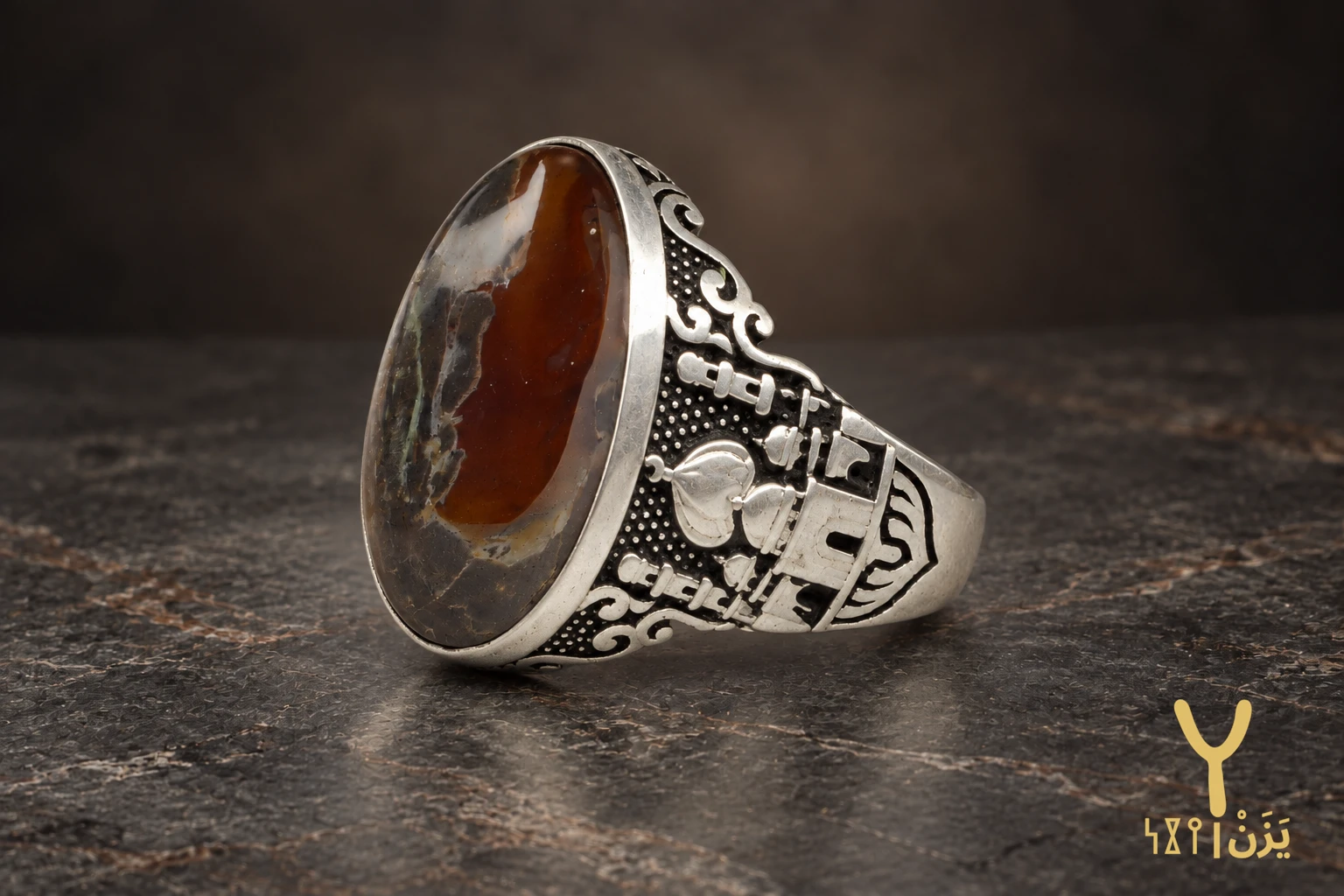 Mosque Dome Musawwar Agate Ring Mosque Dome Musawwar Agate Ring, sterling silver and Yemeni agate, view 4