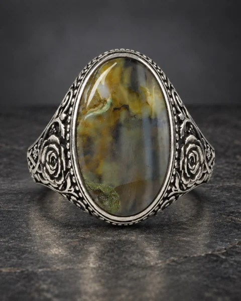 Rose Garden Olive Yemeni Agate Ring, sterling silver and Yemeni agate, view 2